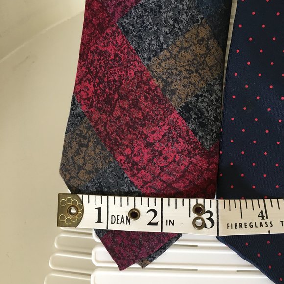 Stylish pair of Men's Silk Ties - Picture 5 of 5